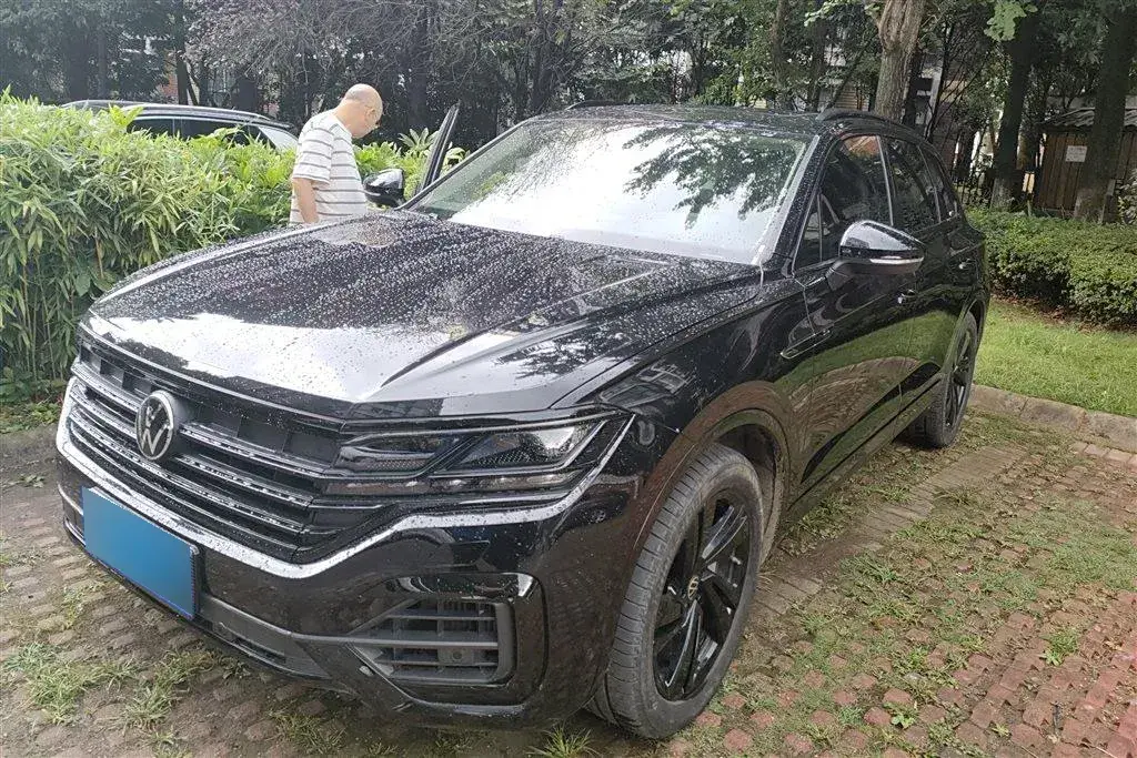 2022 Volkswagen Touareg 3.0T 340HP V6 8AT