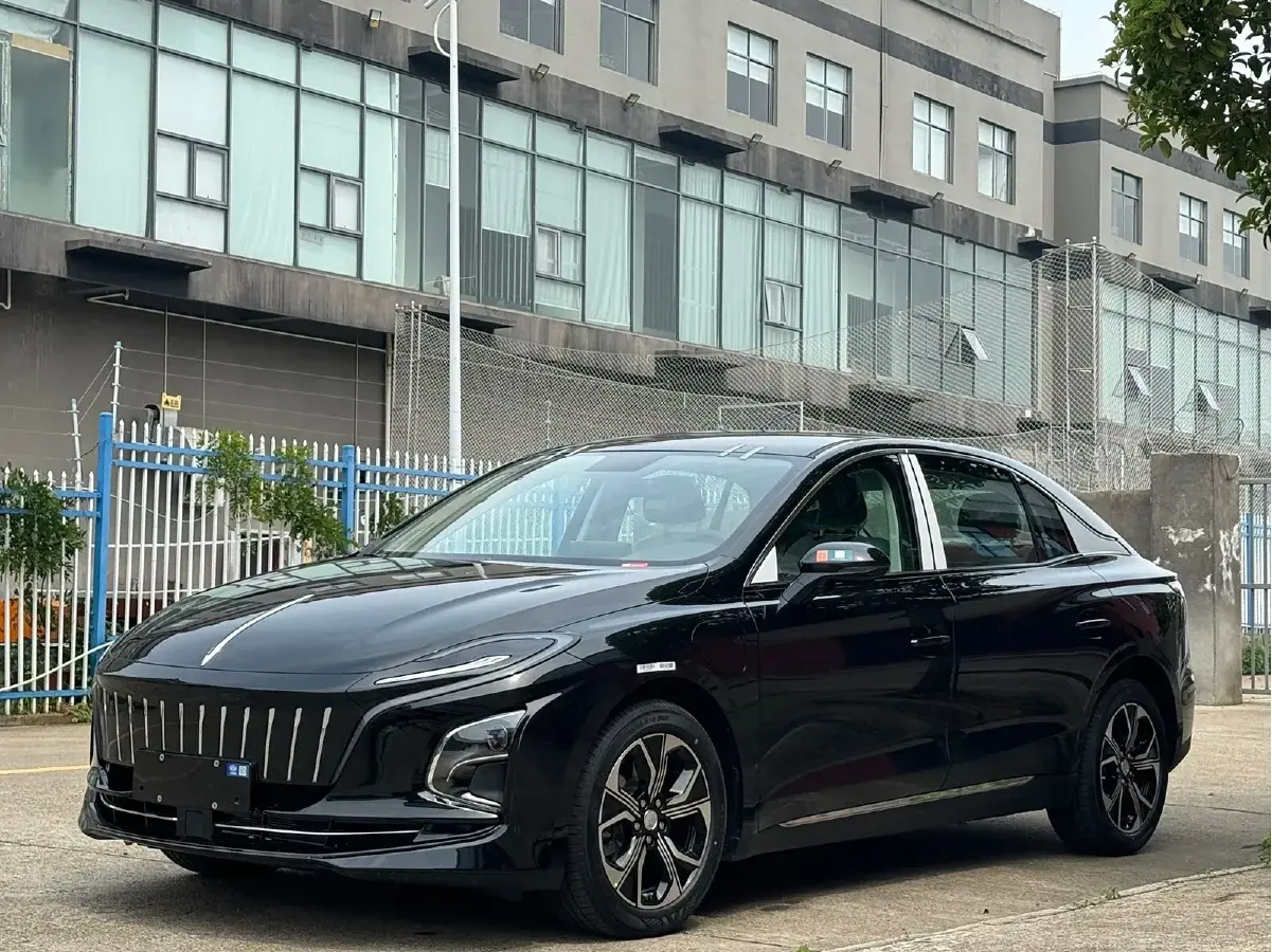 2023 HongQi E-QM5 BEV 54KWH