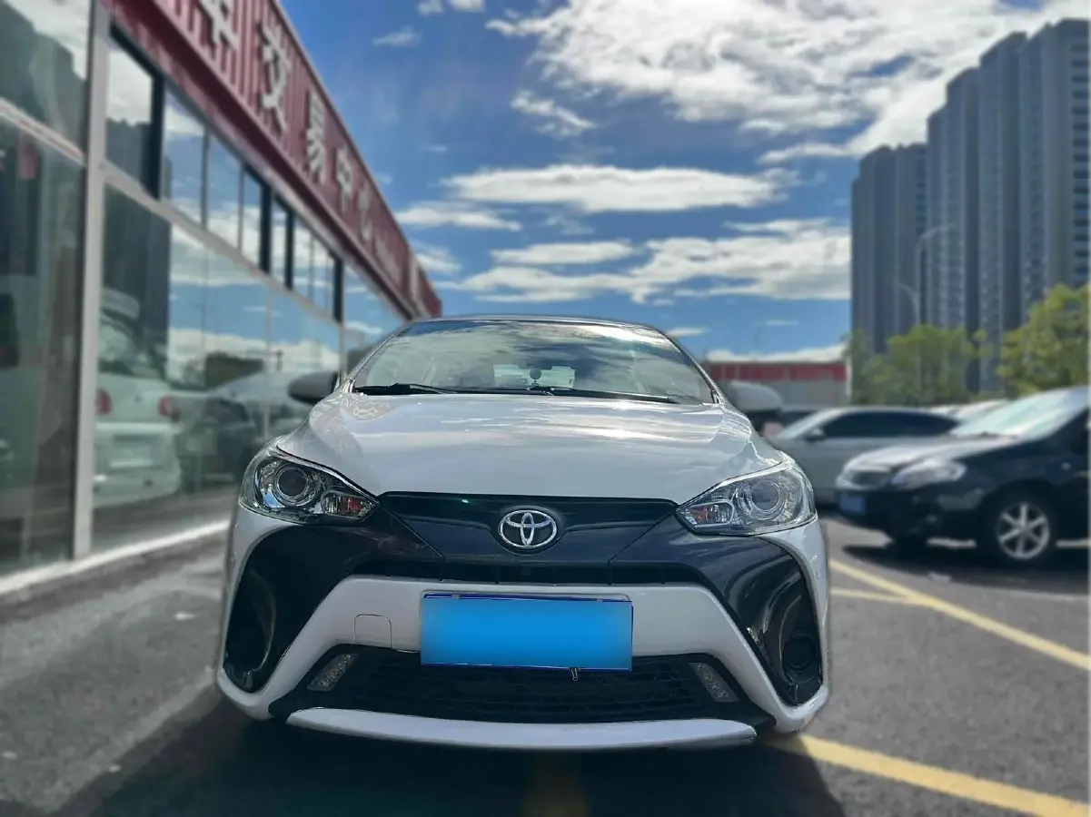 2016 Toyota Yaris L 1.5L 107HP L4 CVT