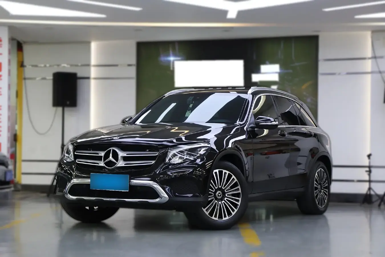 2018 Mercedes-Benz GLC Class 2.0T 184HP L4 9AT