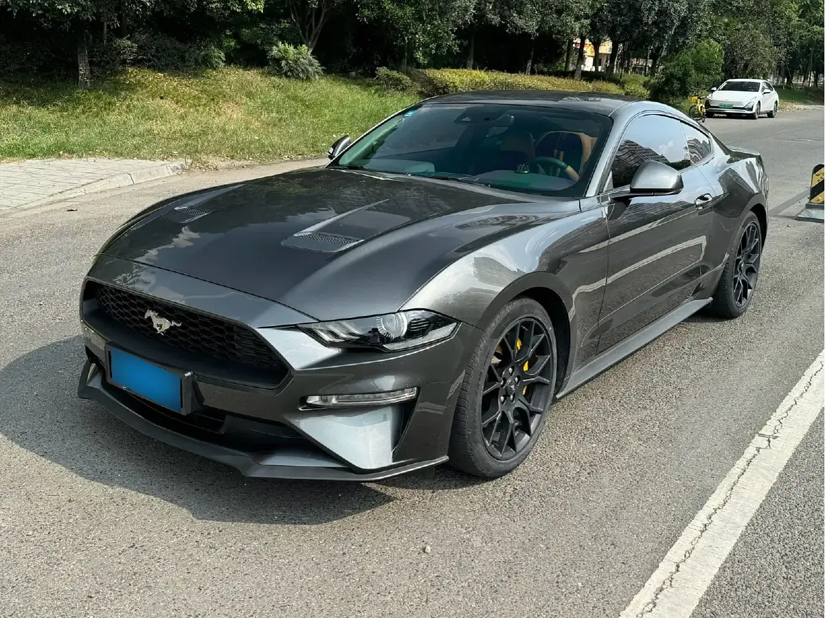 2019 Ford Mustang 2.3T 299HP L4 10AT