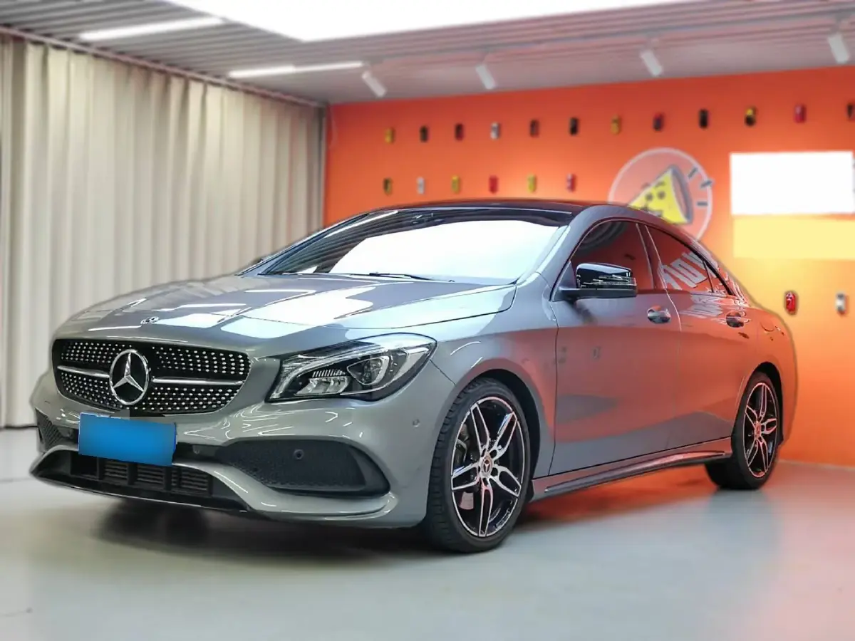 2017 Mercedes-Benz CLA Class 2.0T 184HP L4 7DCT