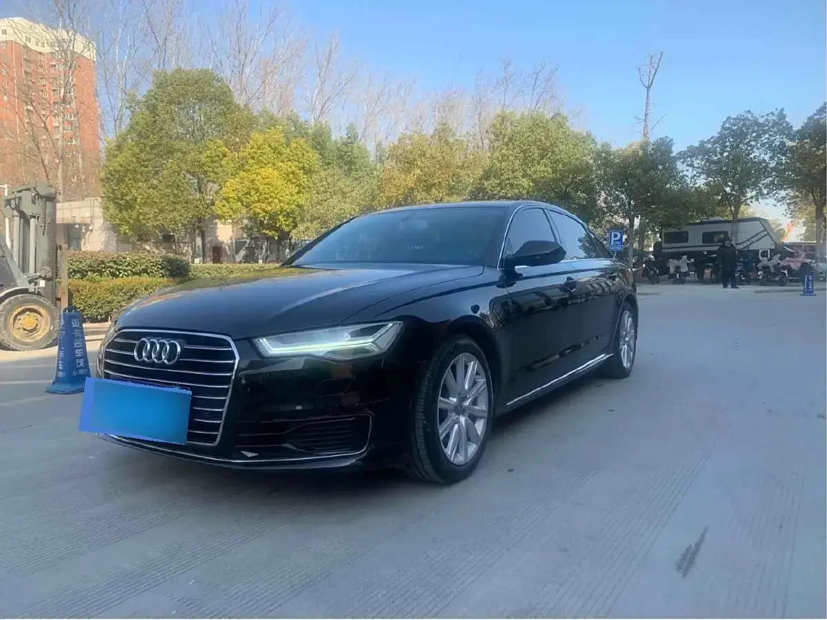 2018 Audi A6L 1.8T 190HP L4 7DCT
