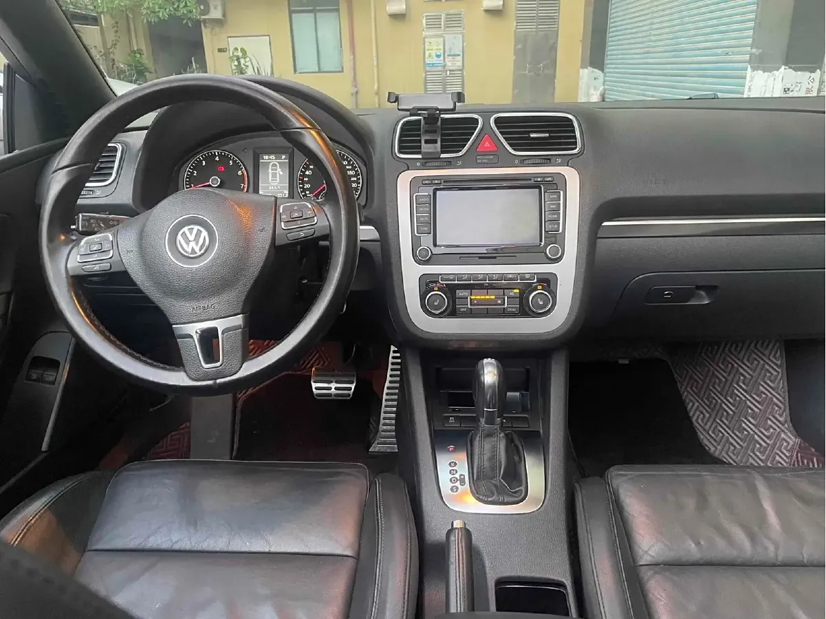 2011 Volkswagen Eos 2.0T 211HP L4 6DCT,autocango,china used car exporter,china ev exporter,chinese used car exporter,chinese used ev exporter