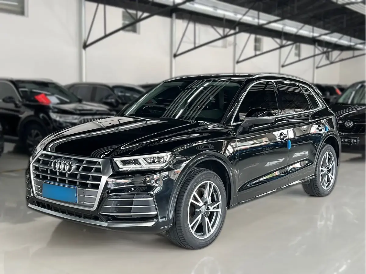2020 Audi Q5L 2.0T 190HP L4 7DCT