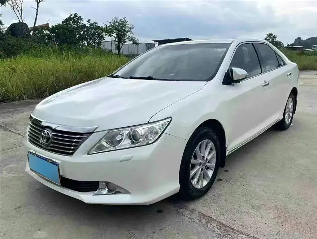 2012 Toyota Camry 2.5L 184HP L4 6AT