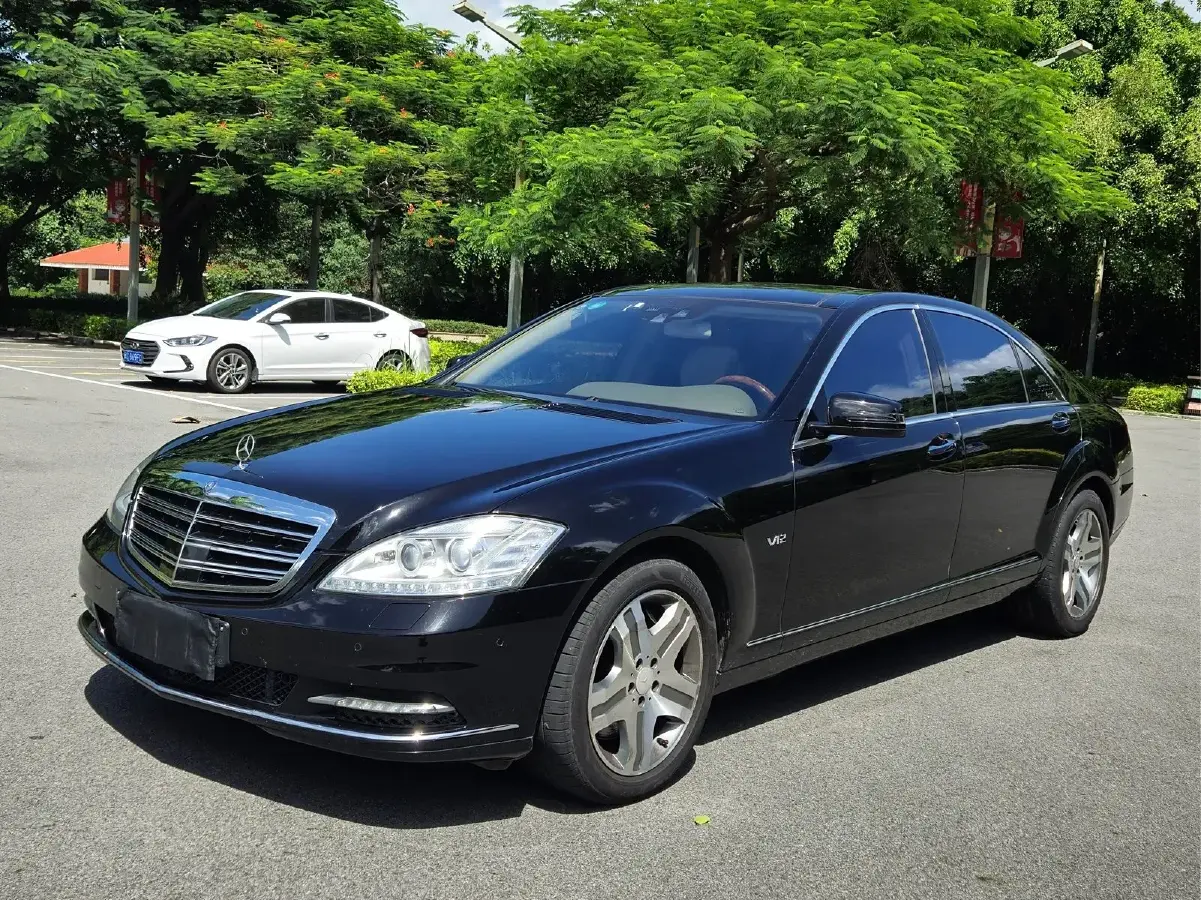 2010 Mercedes-Benz S Class 5.5T 517HP V12 5AT