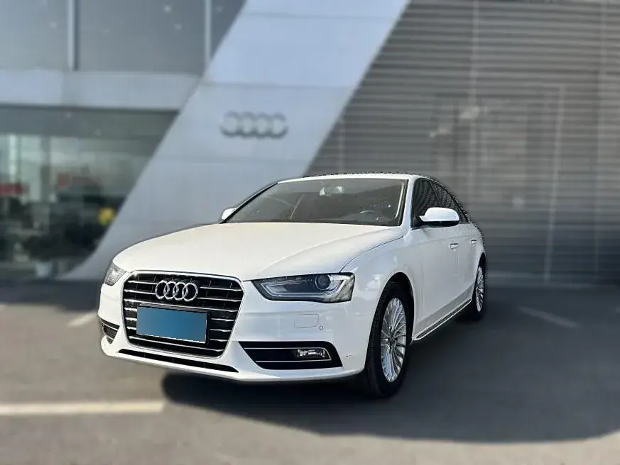 2016 Audi A4L 2.0T 180HP L4 CVT
