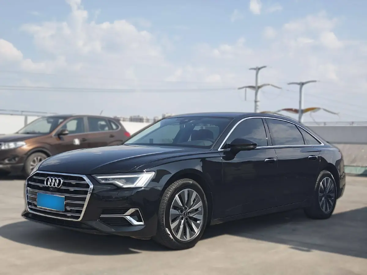 2023 Audi A6L 2.0T 245HP L4 7DCT