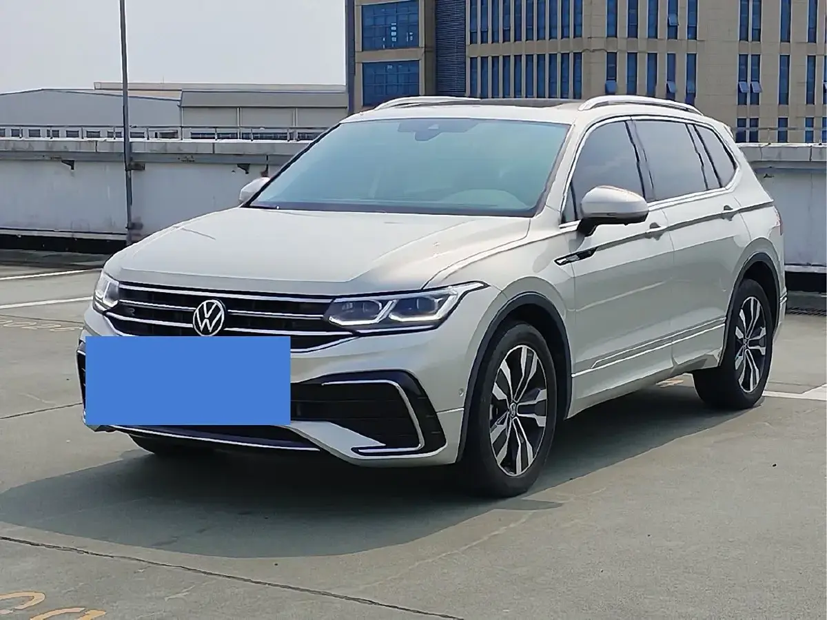 2023 Volkswagen Tiguan L 2.0T 186HP L4 7DCT