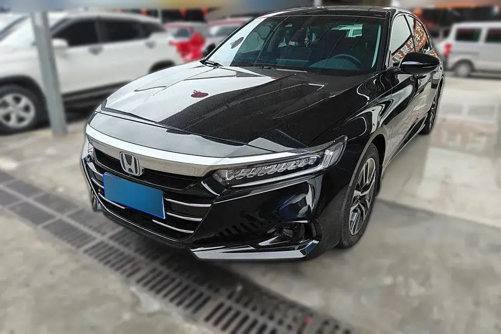 2022 Honda Accord 2.0L 146HP L4 E-CVT Hybrid
