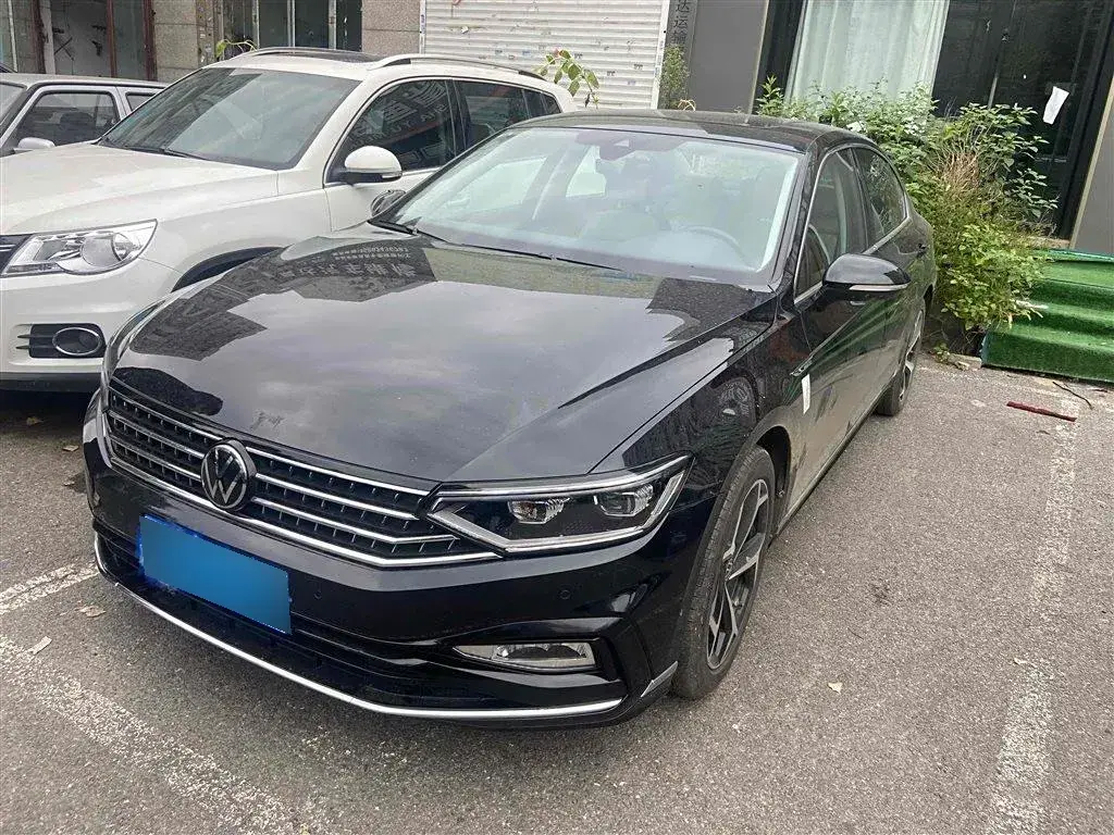 2023 Volkswagen Magotan 2.0T 186HP L4 7DCT