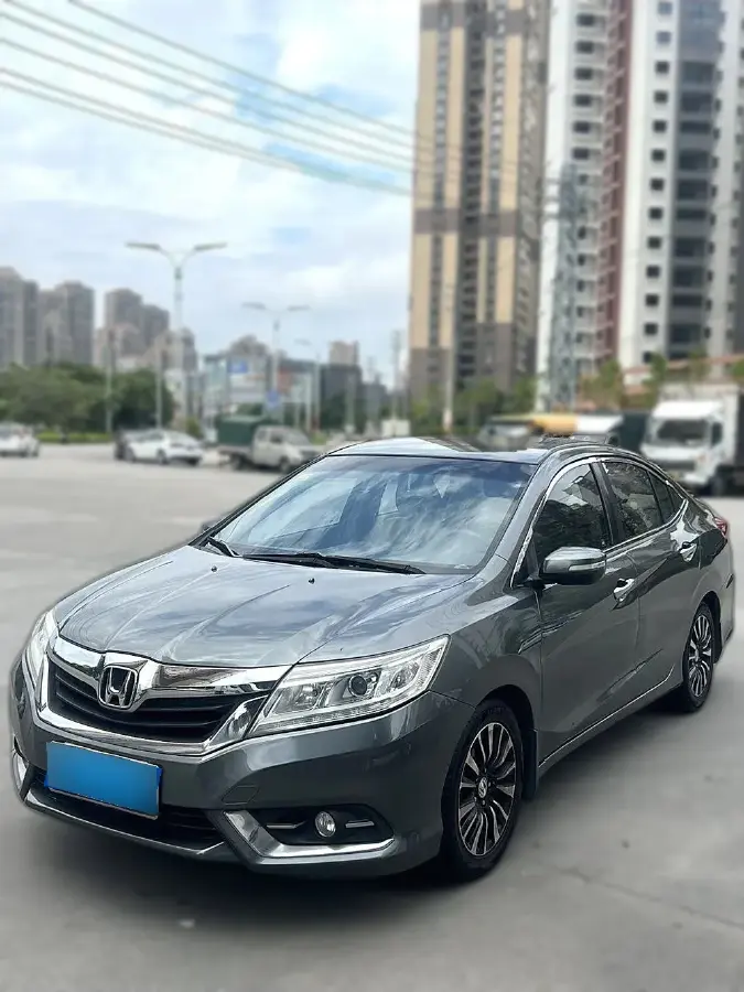 2013 Honda Crider 1.8L 139HP L4 5AT