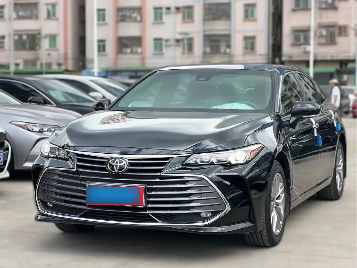2021 Toyota Avalon 2.5L 209HP L4 8AT