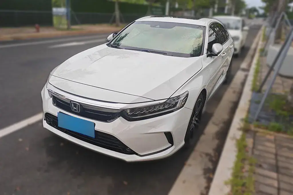 2022 Honda Inspire 2.0L 146HP L4 E-CVT Hybrid