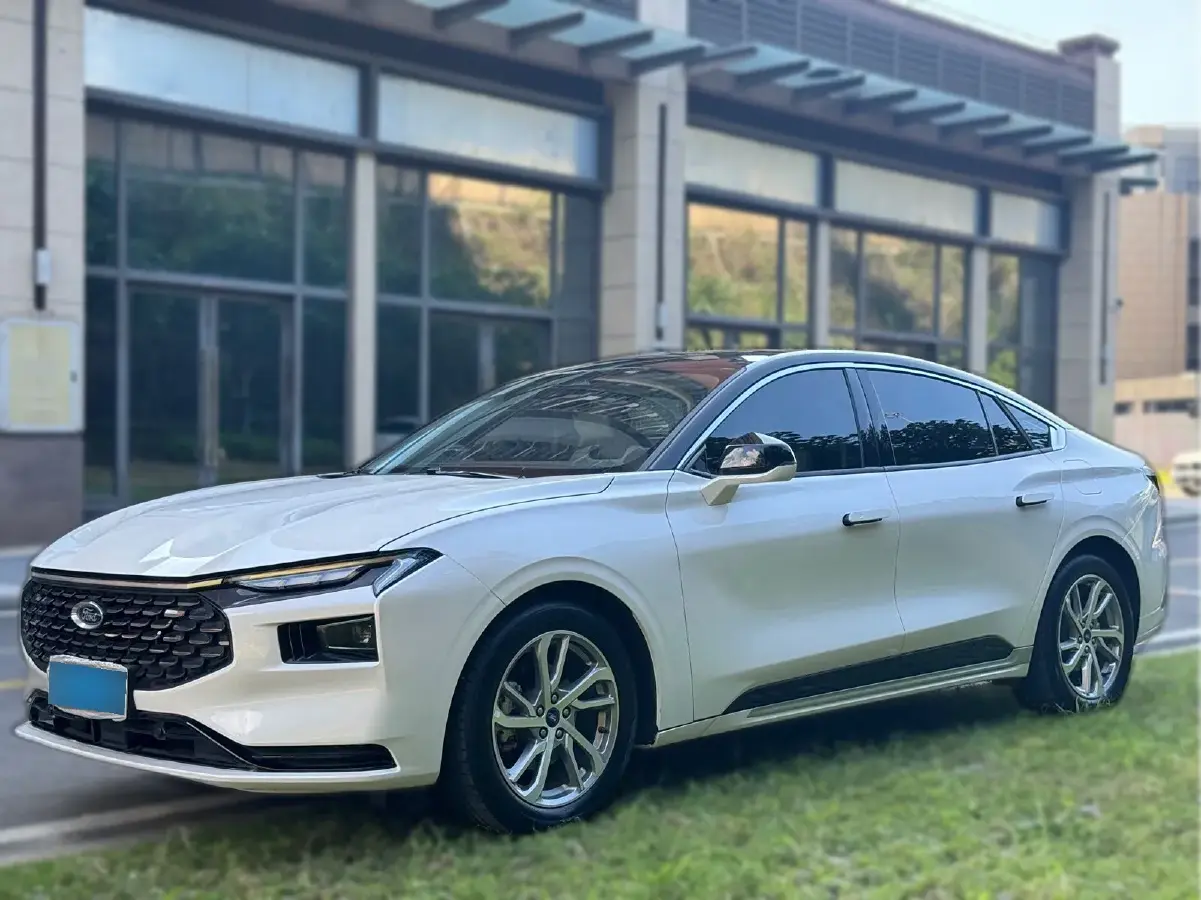 2022 Ford Mondeo 2.0T 238HP L4 8AT