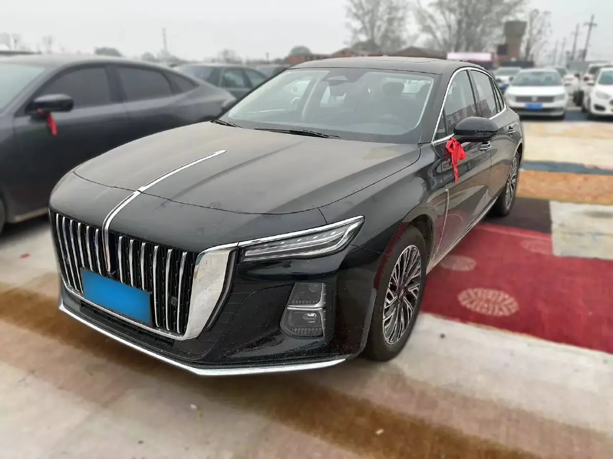 2024 HongQi H5 2.0T 224HP L4 8AT