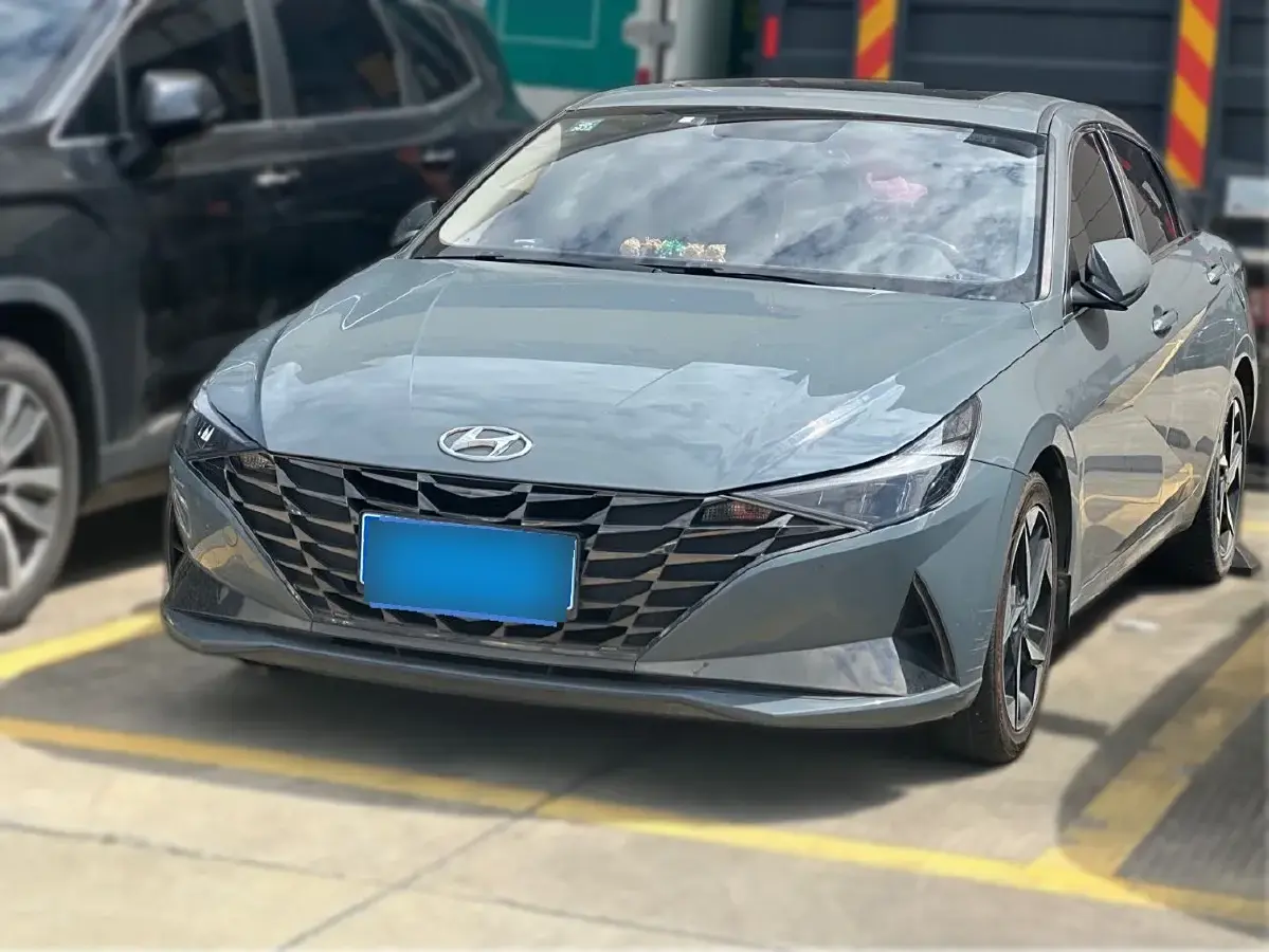 2021 Hyundai Elantra 1.5L 115HP L4 CVT