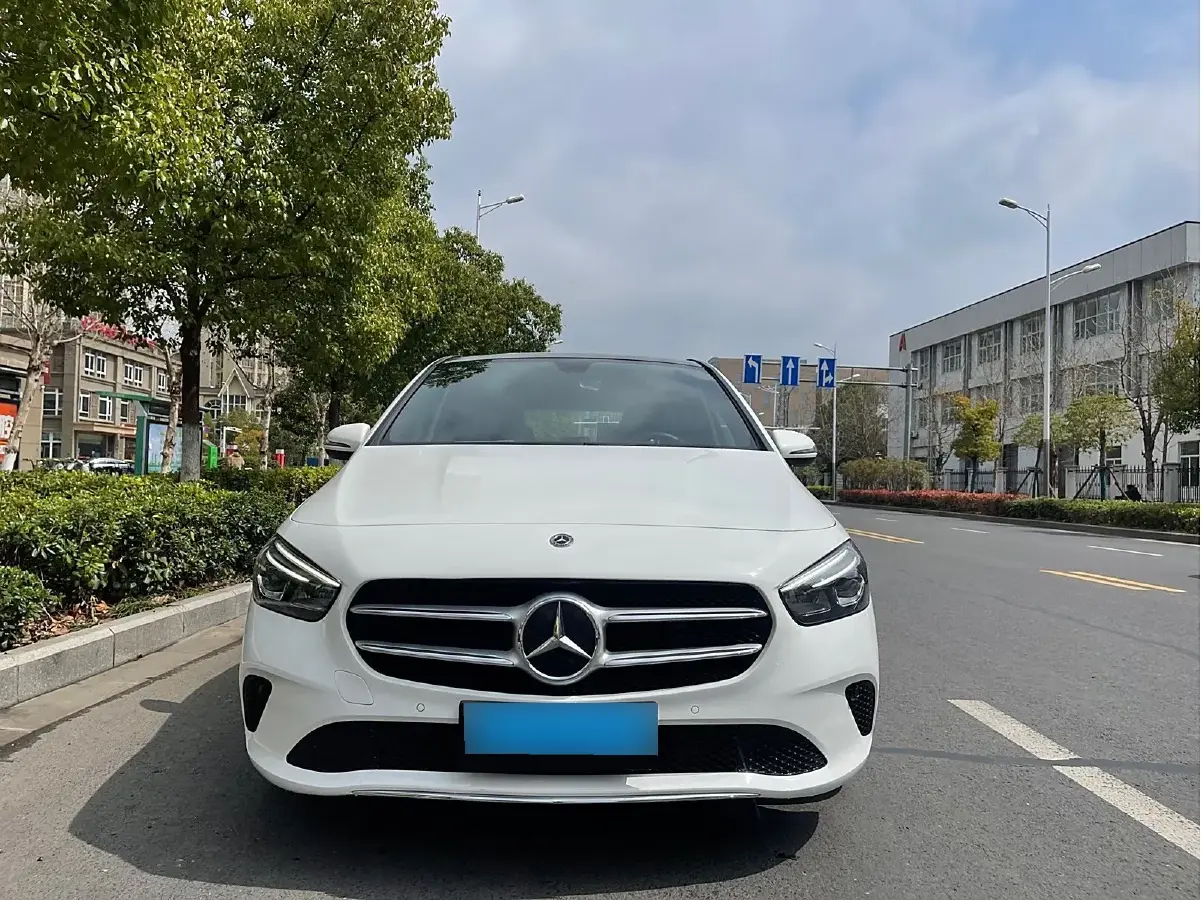 2020 Mercedes-Benz B Class 1.3T 163HP L4 7DCT