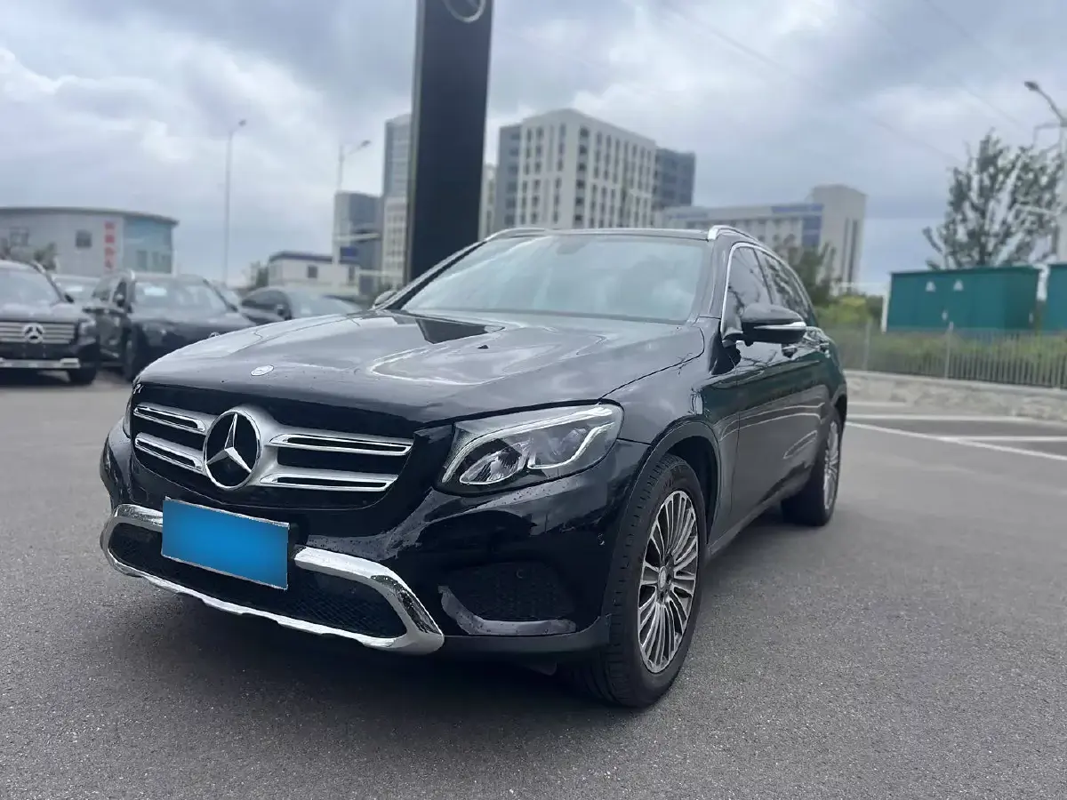 2016 Mercedes-Benz GLC Class 2.0T 184HP L4 9AT