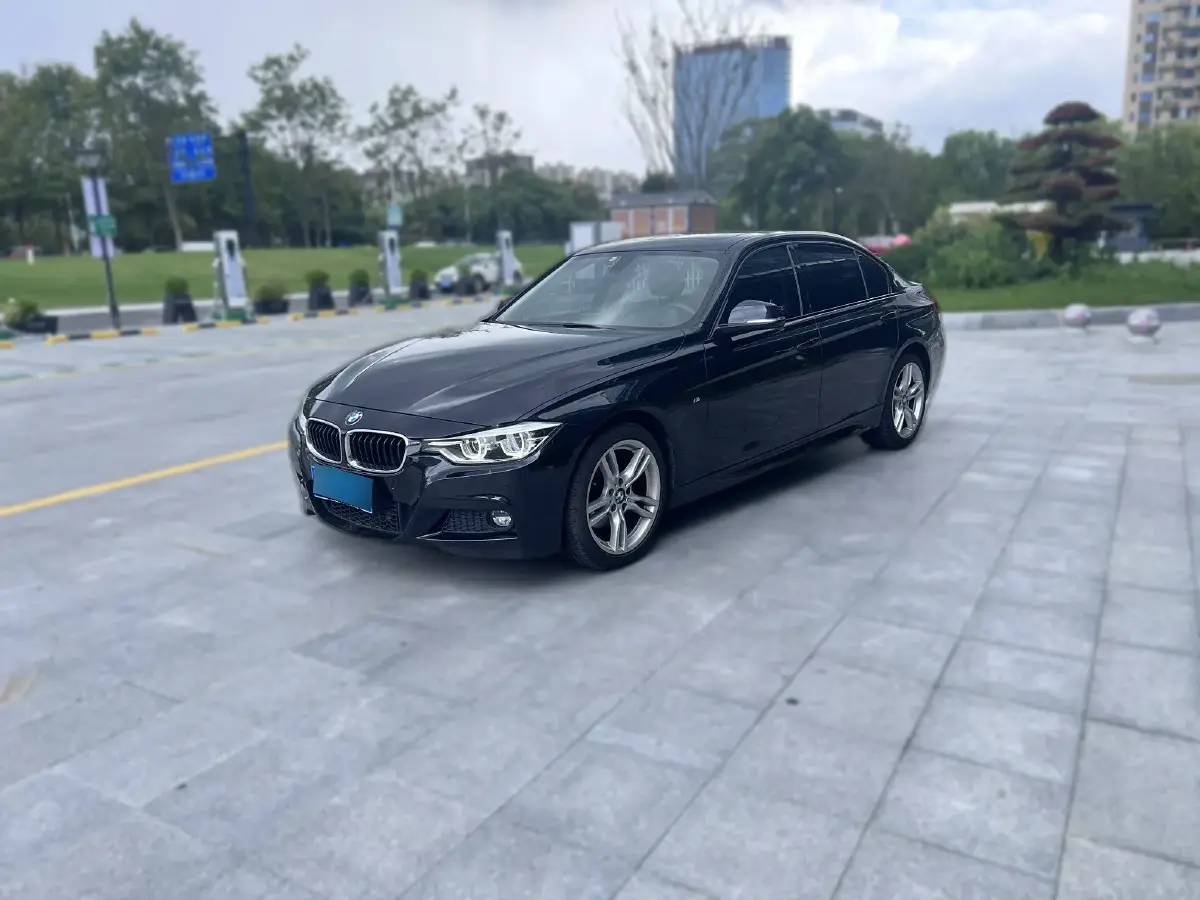 2018 BMW 3 Series 2.0T 184HP L4 8AT