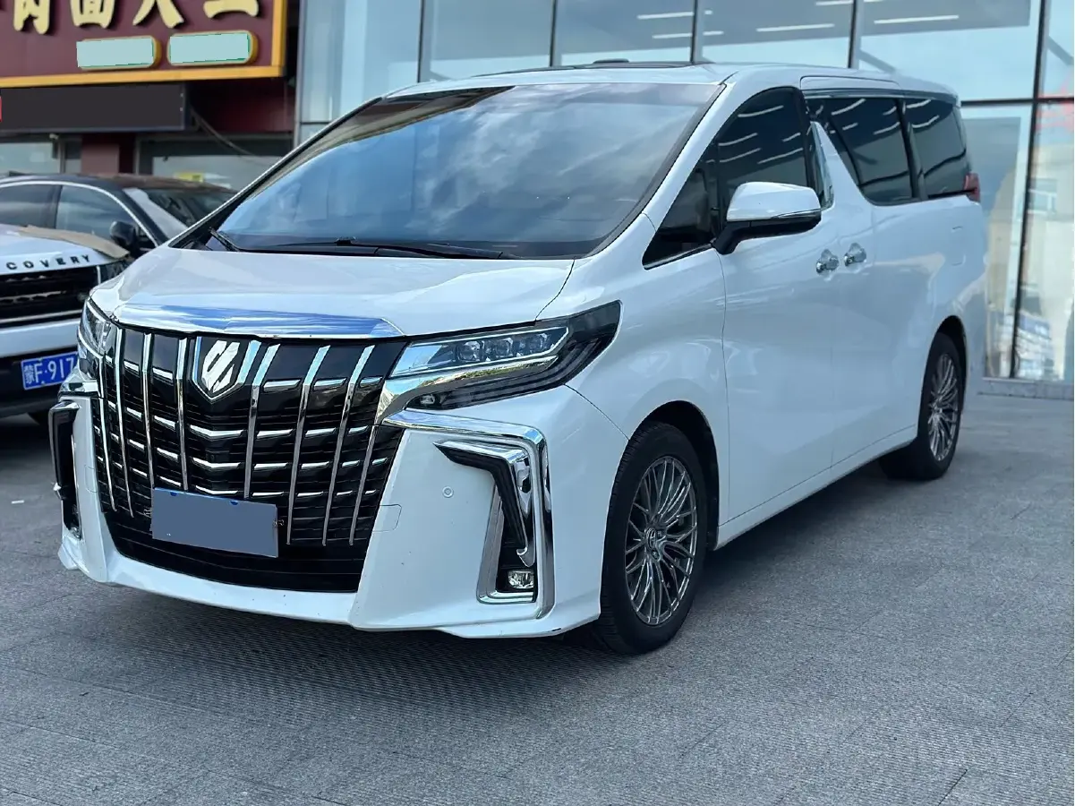 2015 Toyota Alphard 3.5L 275HP V6 6AT