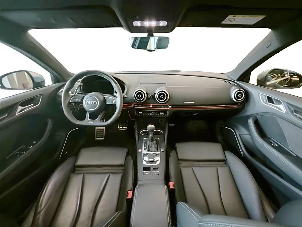 2017 Audi RS 3 2.5T 400HP L5 7DCT,autocango,china used car exporter,china ev exporter,chinese used car exporter,chinese used ev exporter