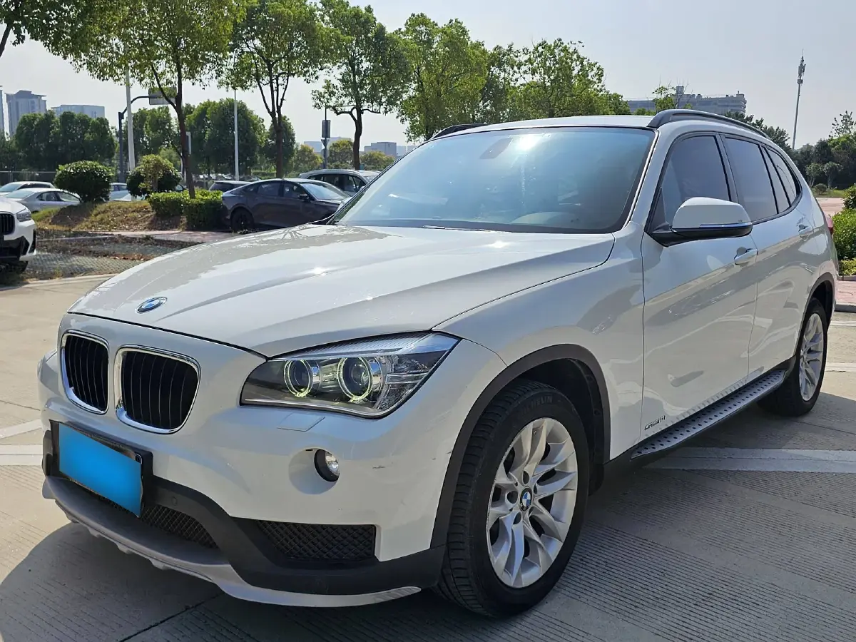 2014 BMW X1 2.0T 156HP L4 8AT
