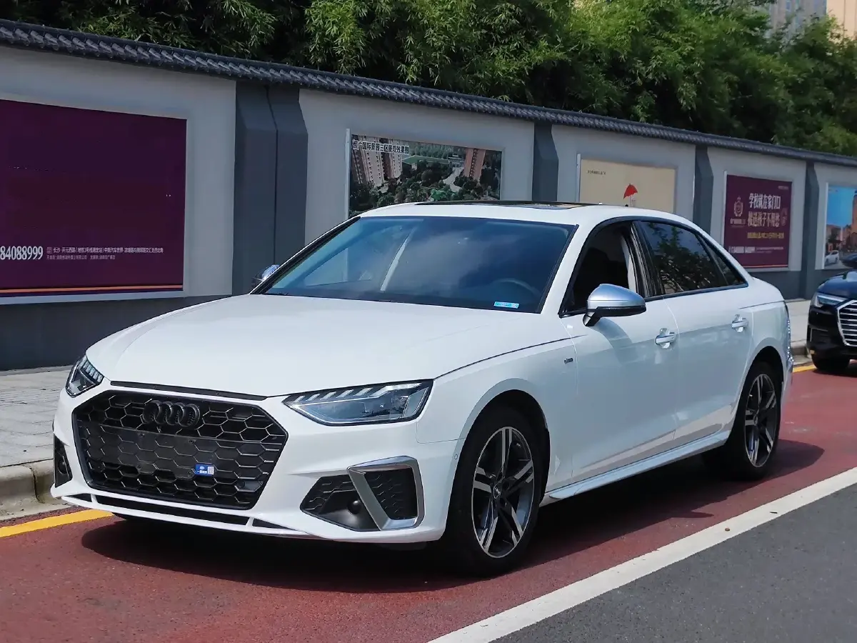 2020 Audi A4L 2.0T 190HP L4 7DCT