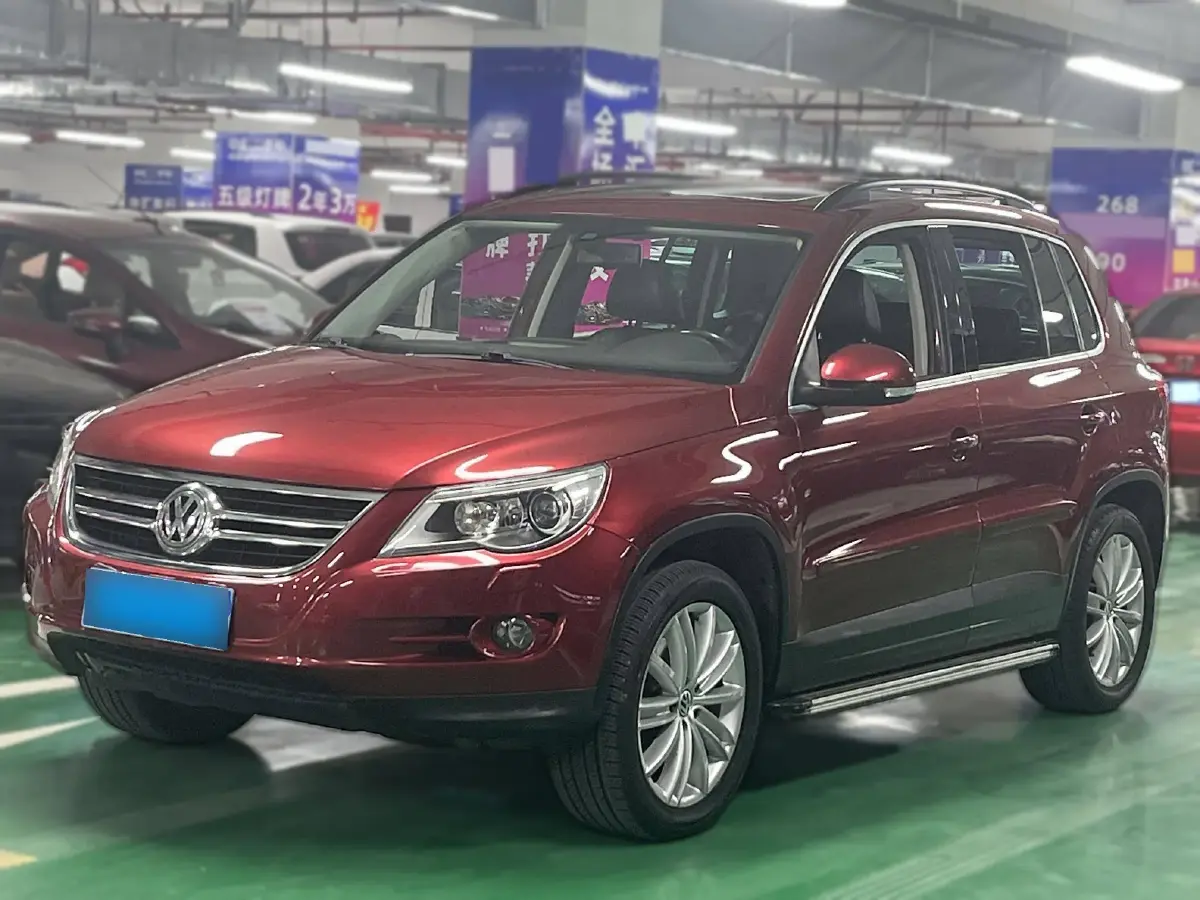 2011 Volkswagen Tiguan 2.0T 170HP L4 6AT