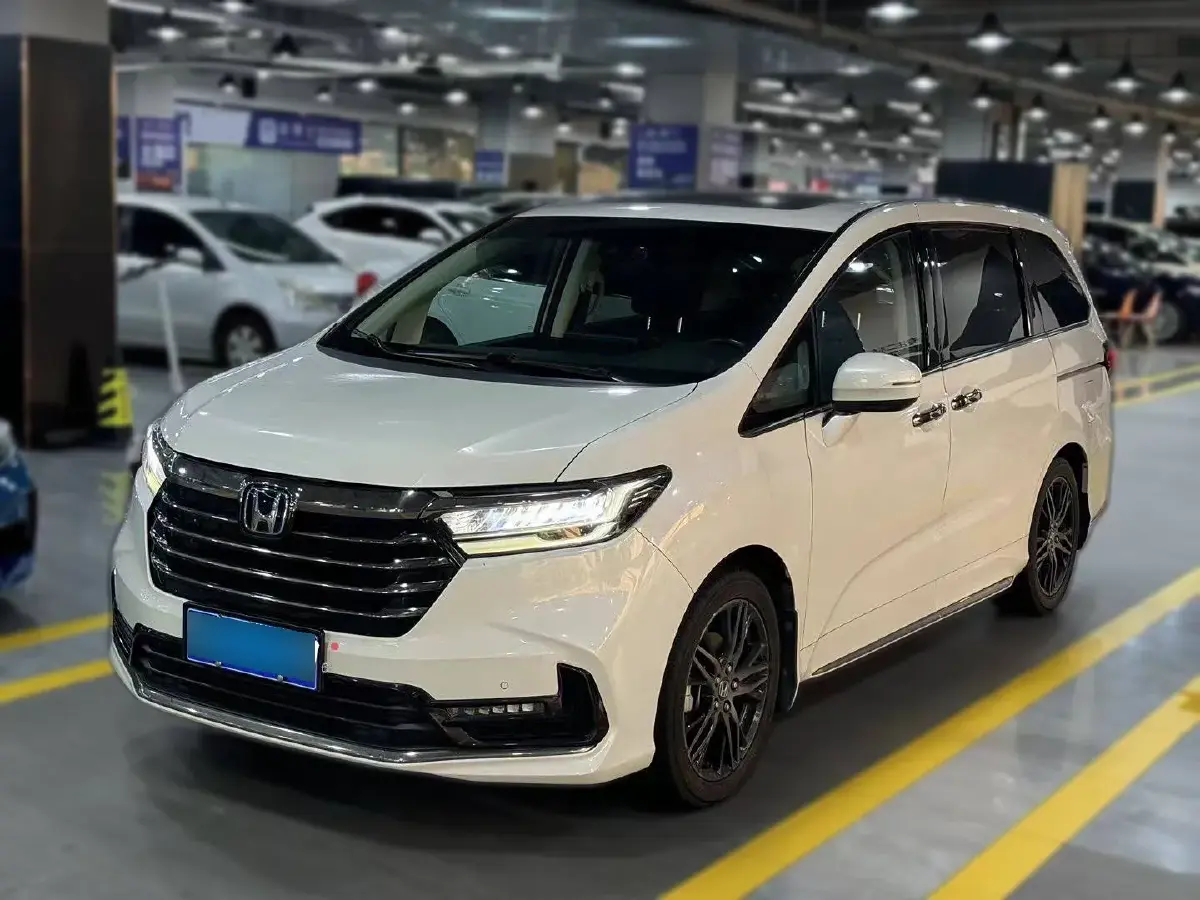 2022 Honda Odyssey 2.0L 146HP L4 E-CVT Hybrid