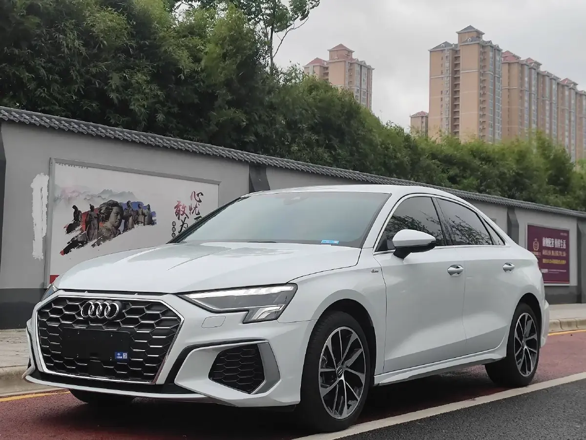 2021 Audi A3 1.4T 150HP L4 7DCT