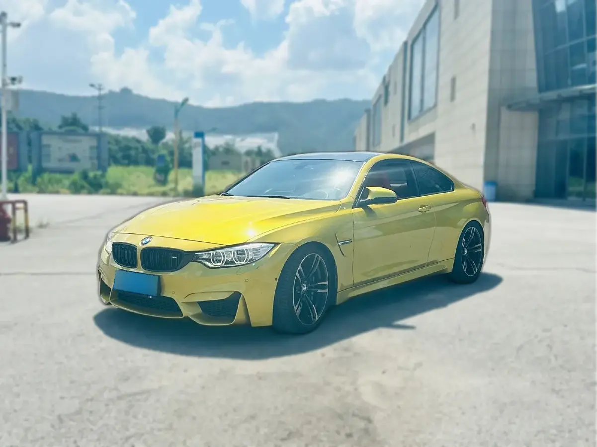 2017 BMW M4 3.0T 431HP L6 7DCT