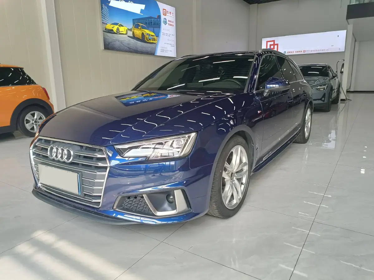 2020 Audi A4 2.0T 190HP L4 7DCT