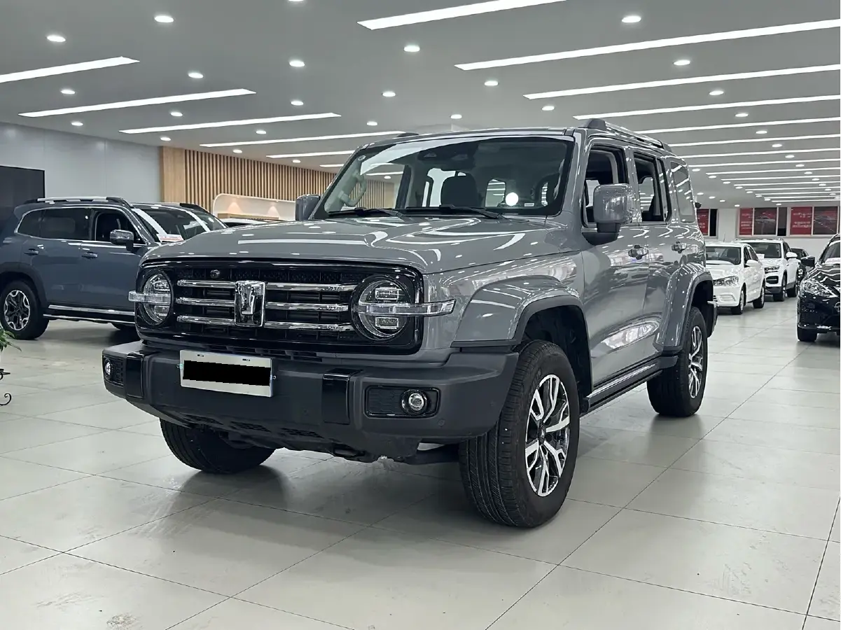 2024 Tank 300 2.0T 252HP L4 9AT