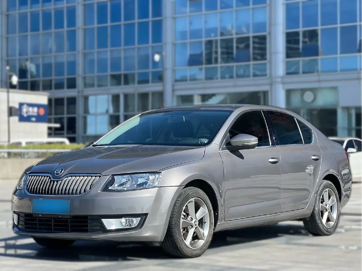 2016 Skoda Octavia 1.6L 110HP L4 6AT