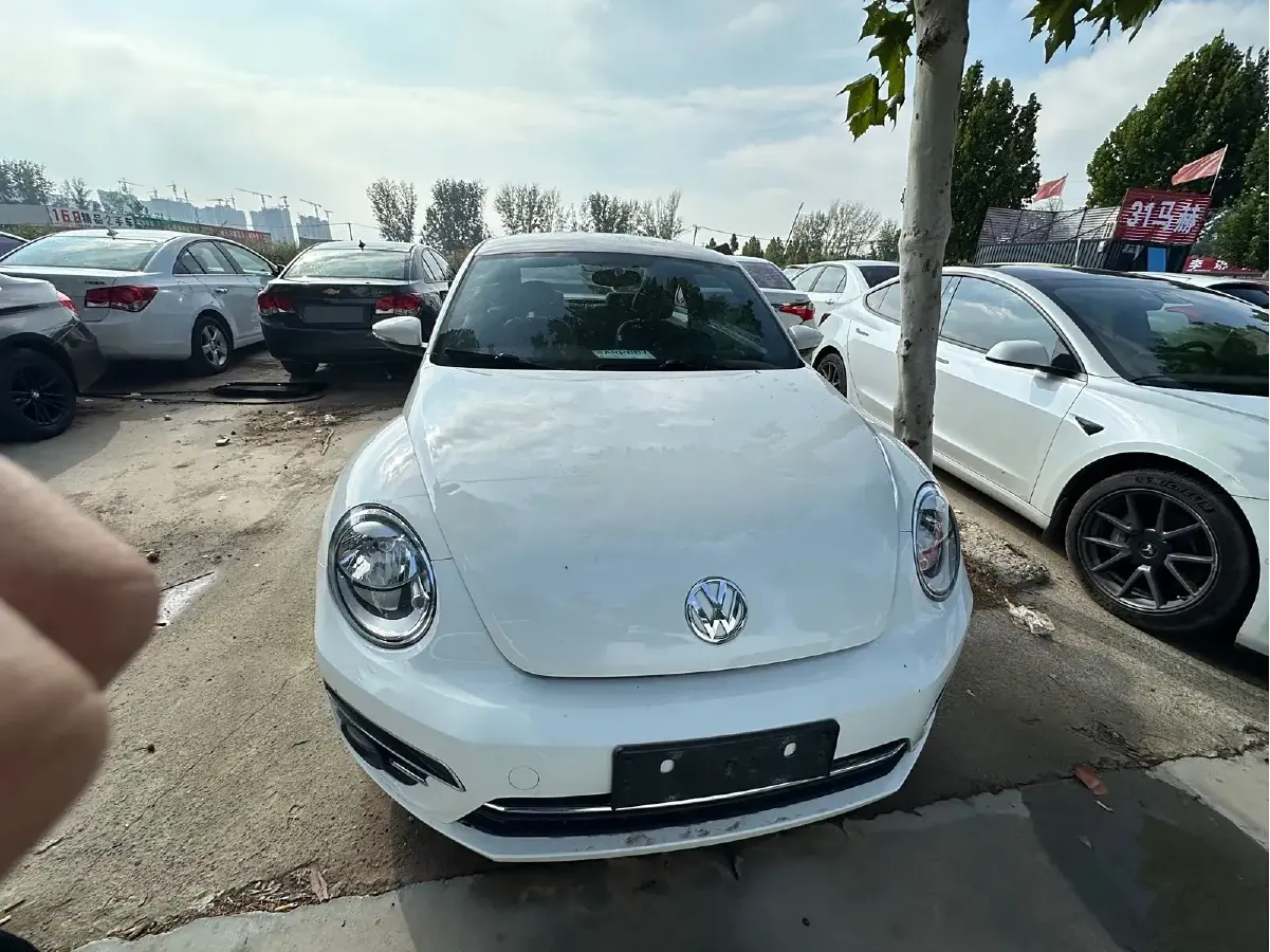 2017 Volkswagen Beetle 1.2T 105HP L4 7DCT