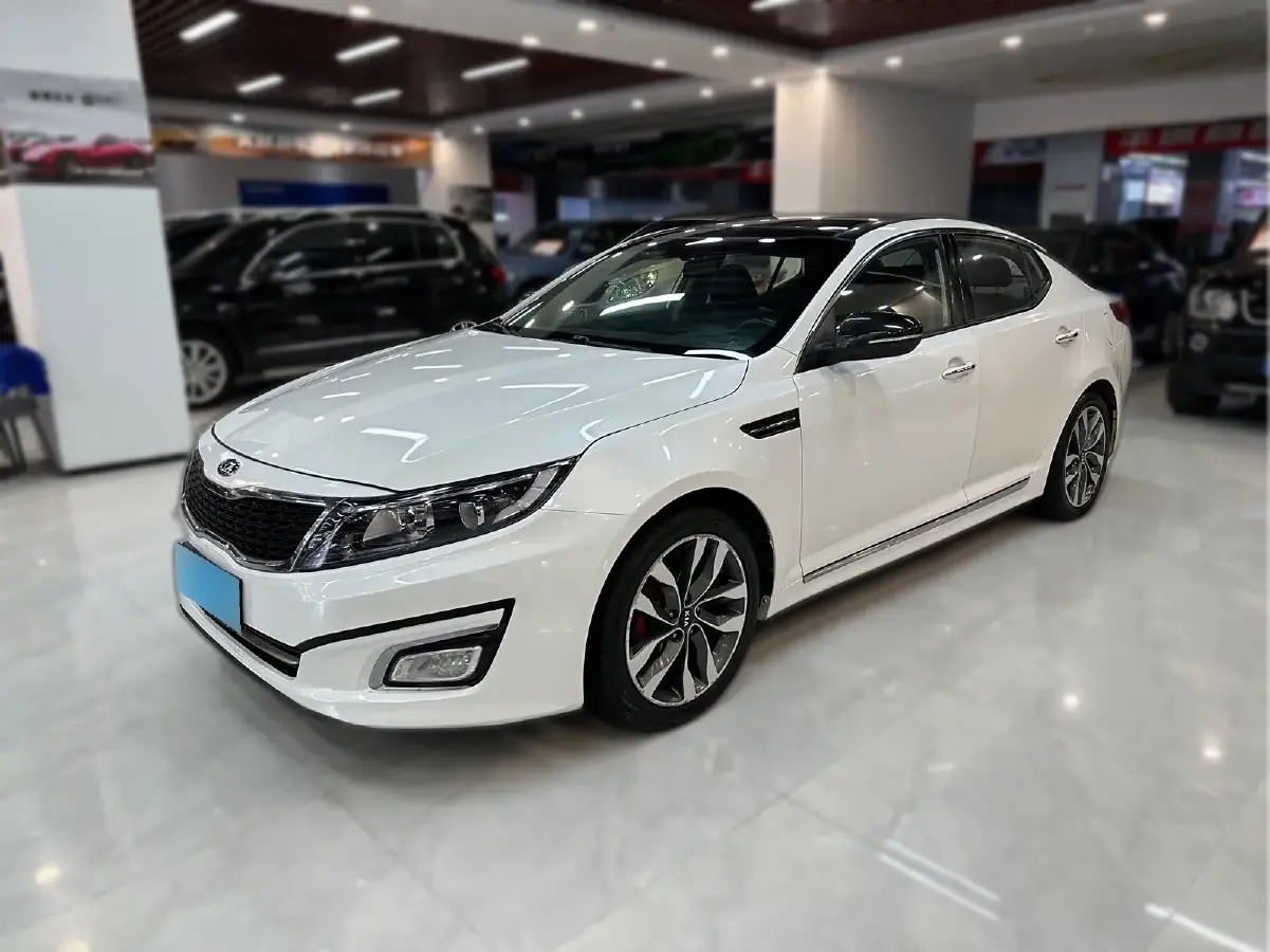 2014 Kia K5 2.0L 162HP L4 6AT