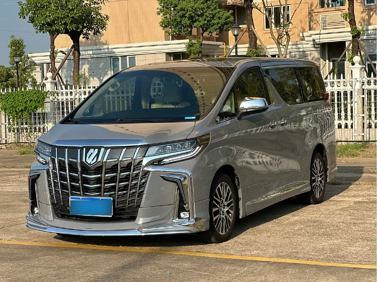 2018 Toyota Alphard 3.5L 275HP V6 6AT
