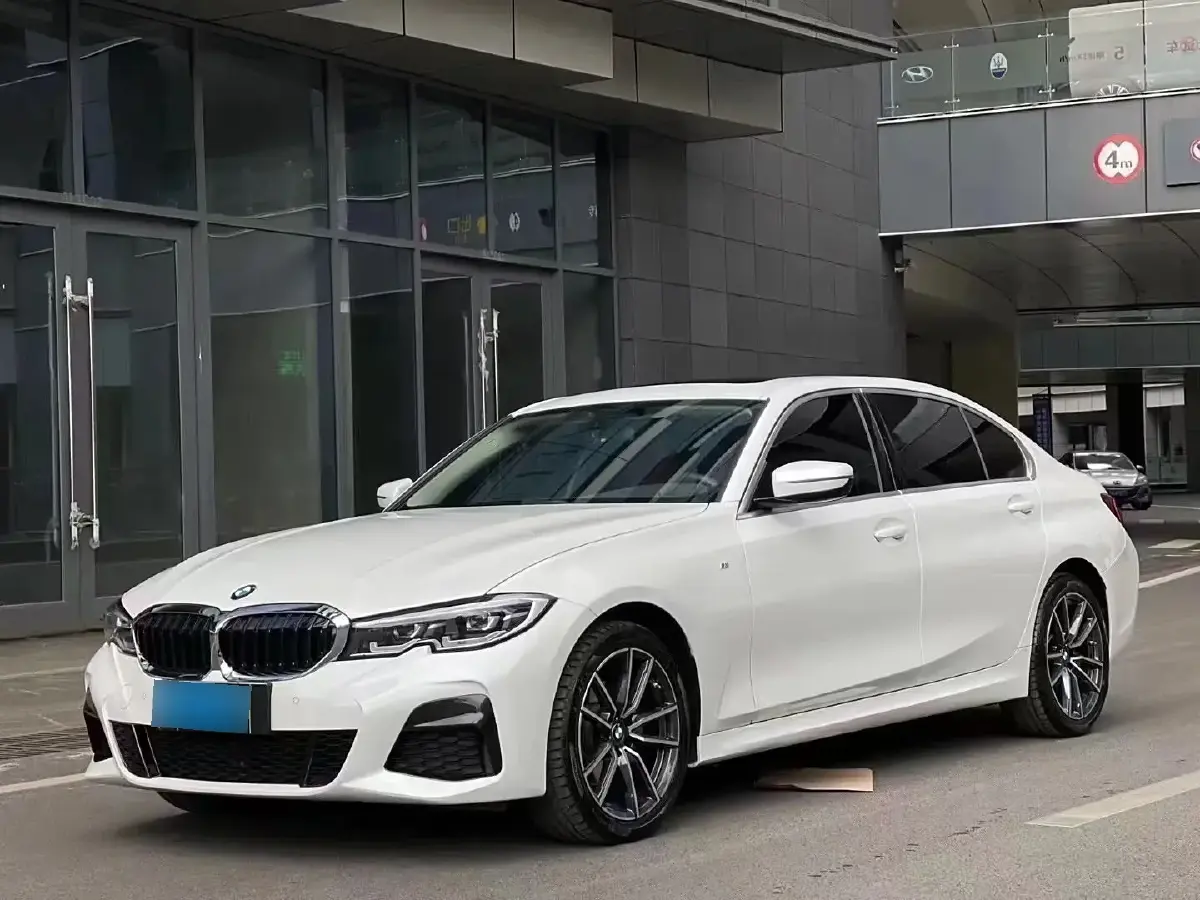 2021 BMW 3 Series 2.0T 156HP L4 8AT