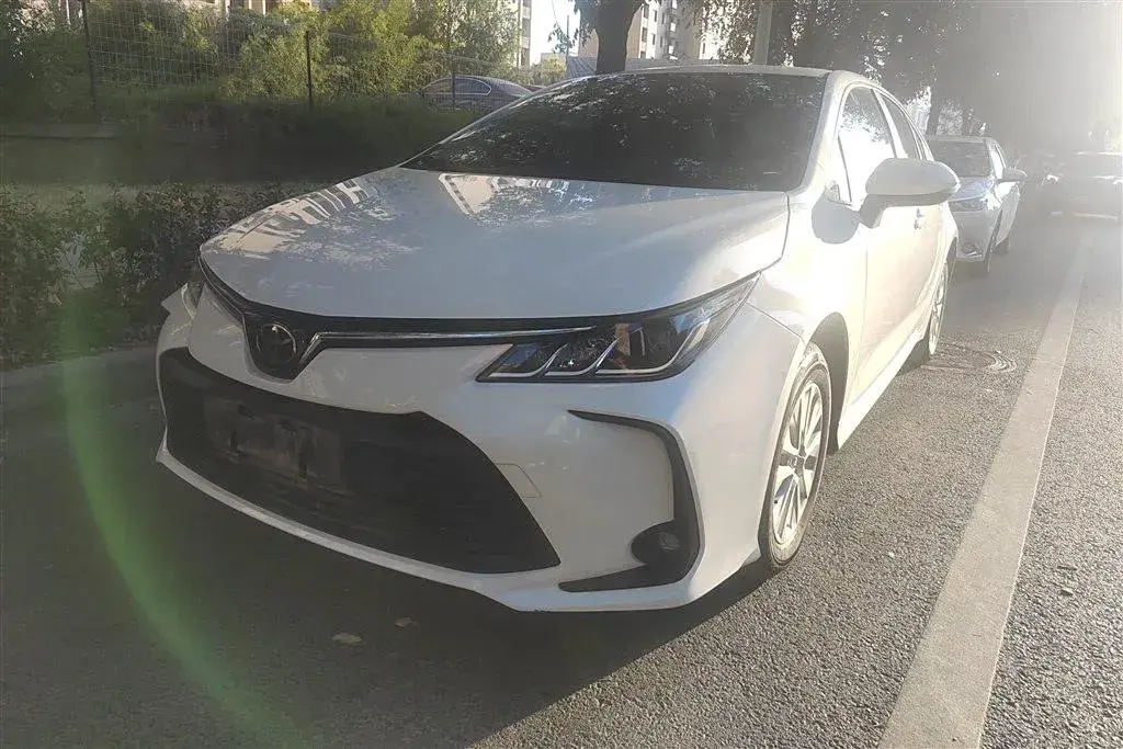 2021 Toyota Corolla 1.2T 116HP L4 CVT