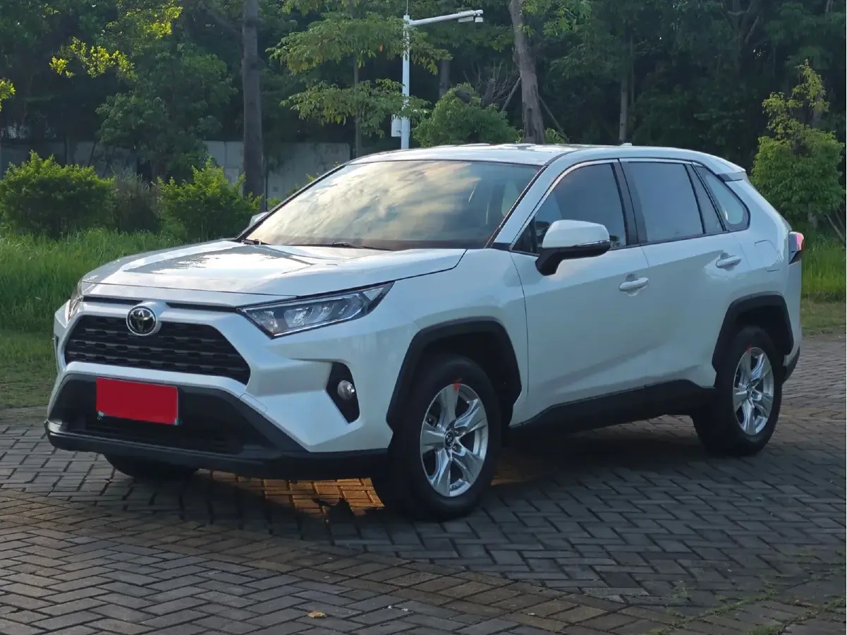 2021 Toyota RAV4 2.0L 171HP L4 CVT