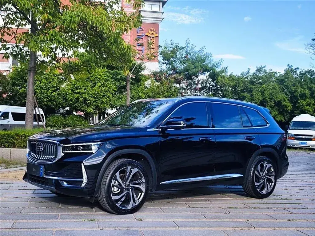 2024 Geely Monjaro 2.0T 238HP L4 8AT