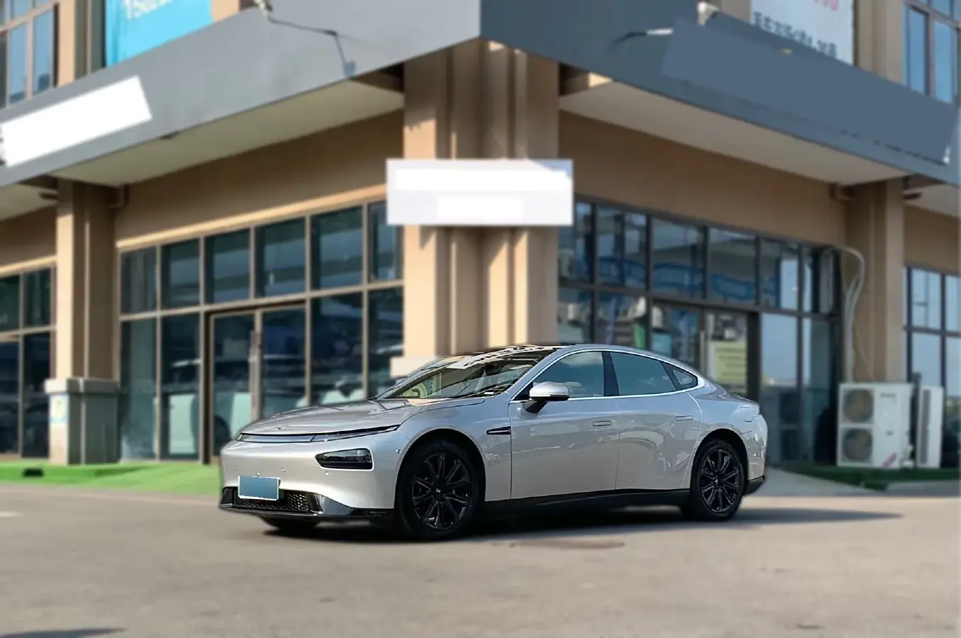 2022 Xpeng P7 BEV 83.1KWH