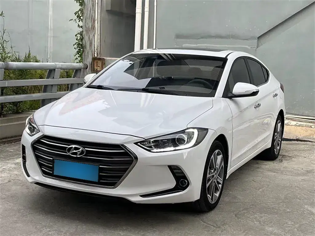 2016 Hyundai Elantra 1.6L 130HP L4 6AT