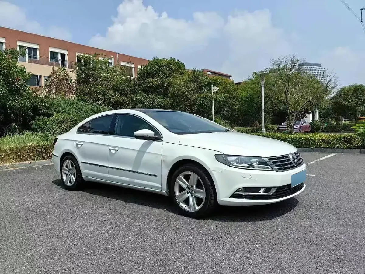 2015 Volkswagen CC 1.8T 160HP L4 7DCT