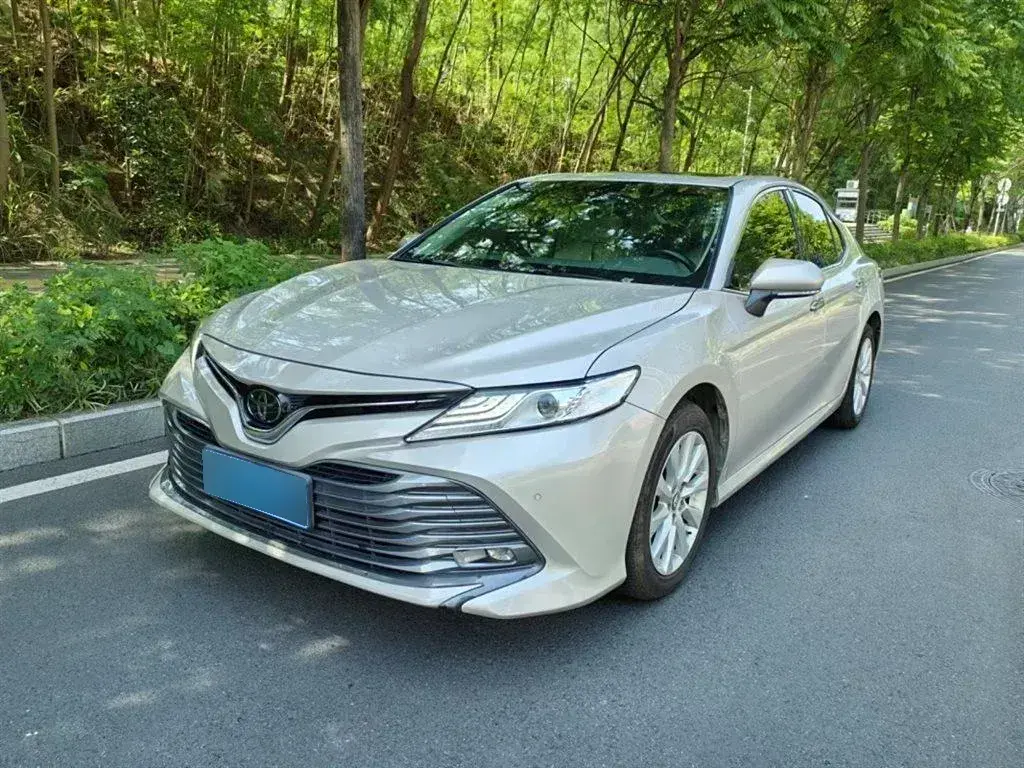 2019 Toyota Camry 2.0L 178HP L4 CVT
