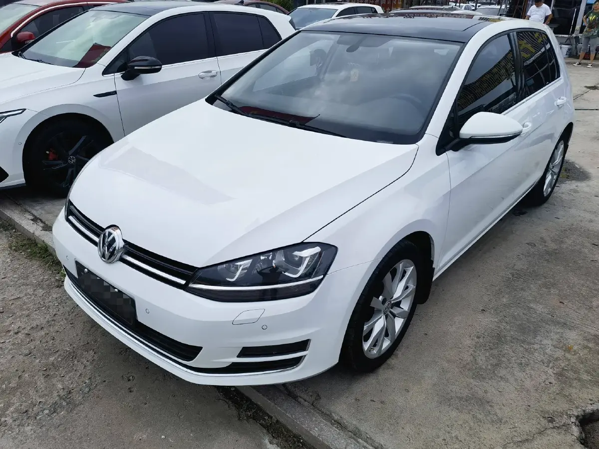 2015 Volkswagen Golf 1.4T 150HP L4 7DCT