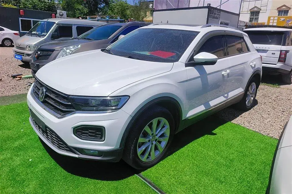2020 Volkswagen T-Roc 1.4T 150HP L4 7DCT