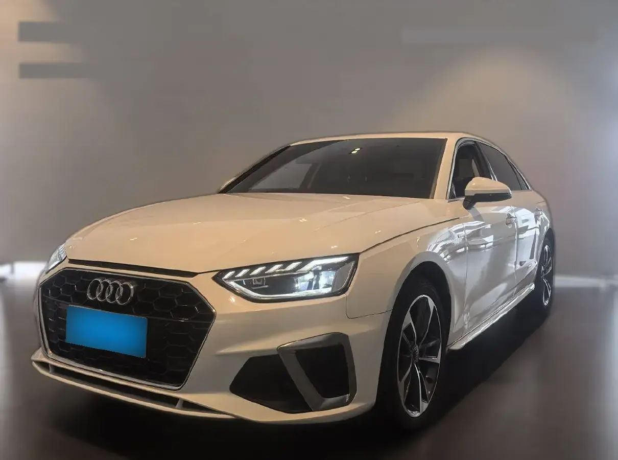 2020 Audi A4L 2.0T 190HP L4 7DCT